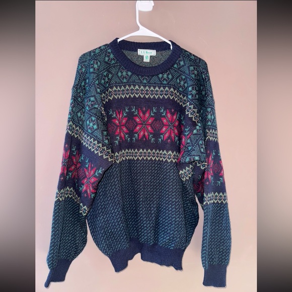 L.L. Bean Sweaters - Vintage LL Bean Knit Sweater - Excellent Condition